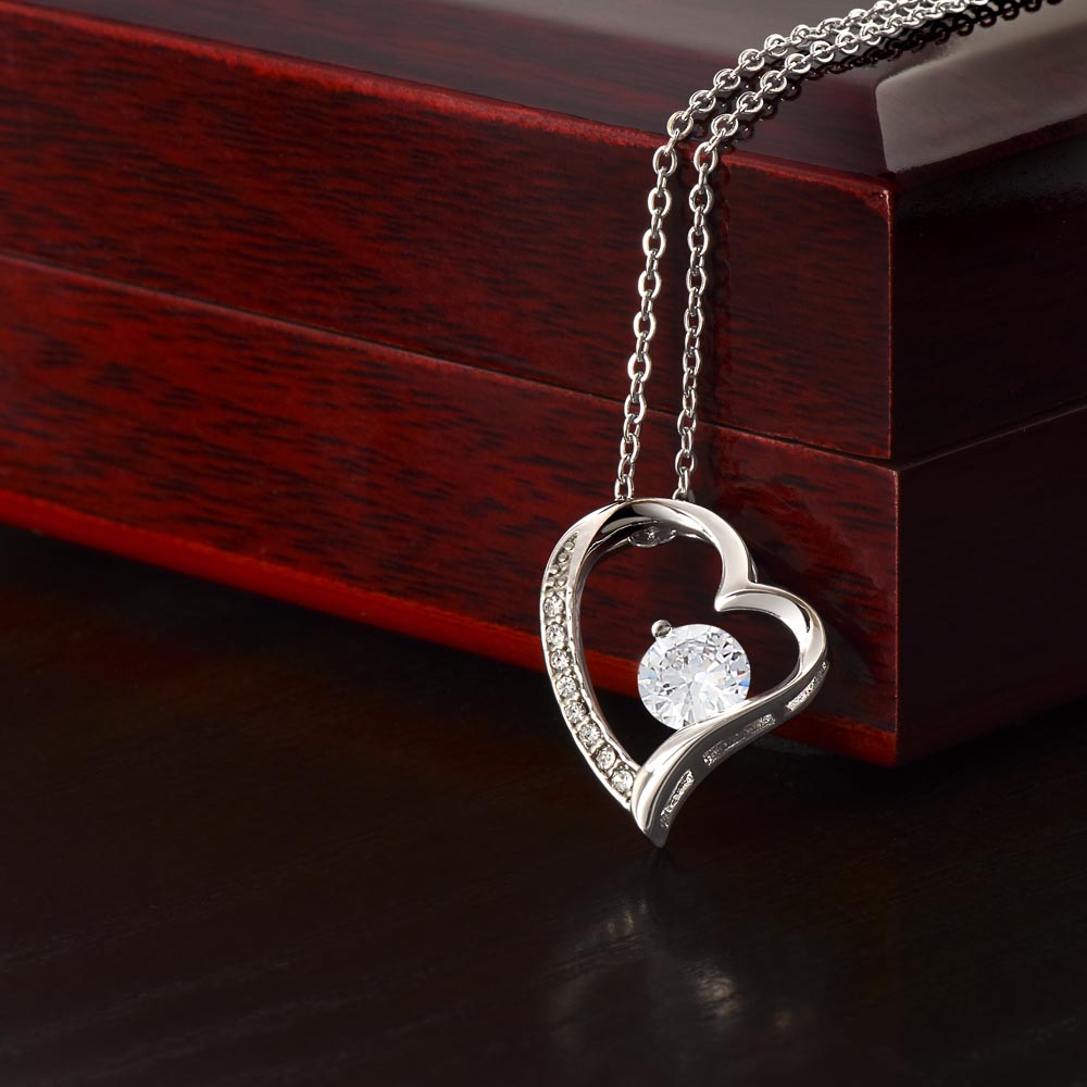 Forever Love Necklace – Meaningful Gift for Her